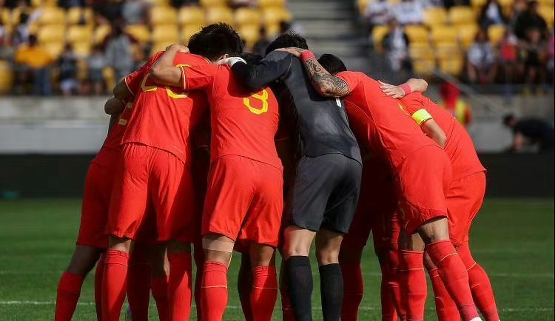 关于马来西亚队轻取韩国队，桃田贤斗统治全场的信息