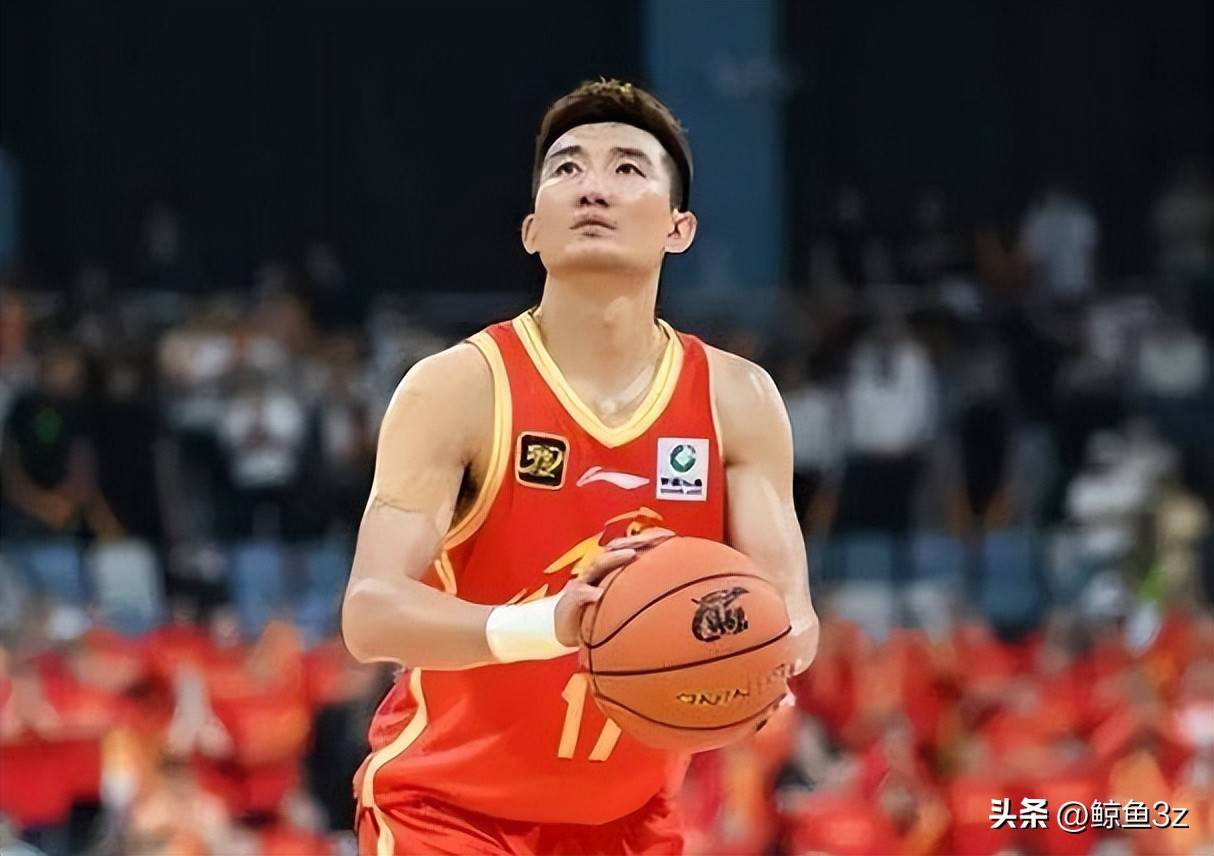 开云体育在线-广州队鏖战新疆队，孙铭徽状态火热